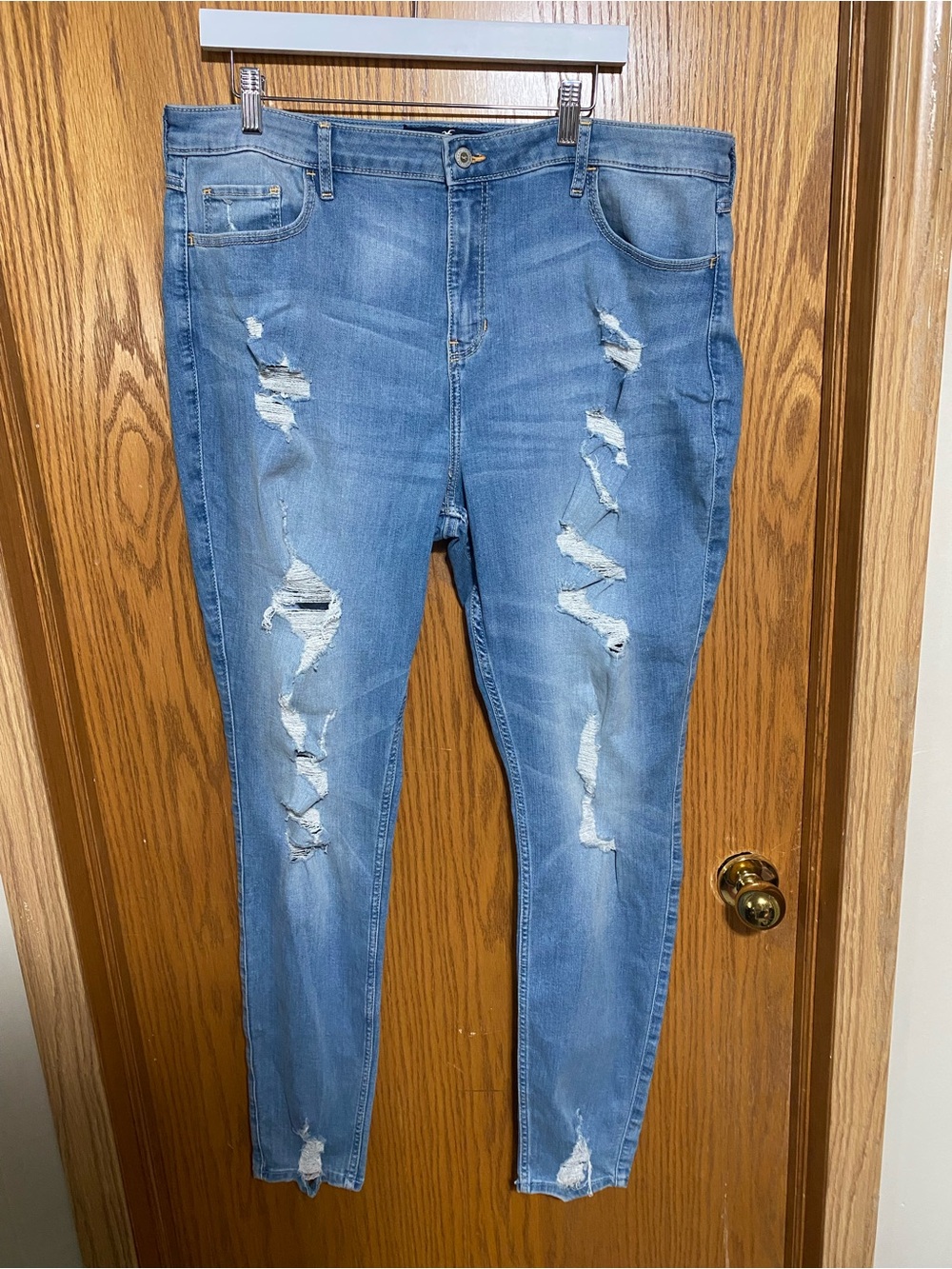 Curvy super skinny jeans